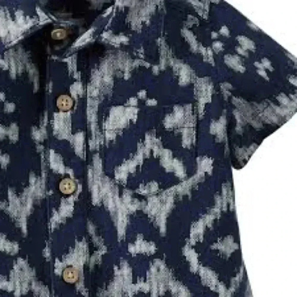 Carter’s baby boy Newborn romper - Picture 2 of 6